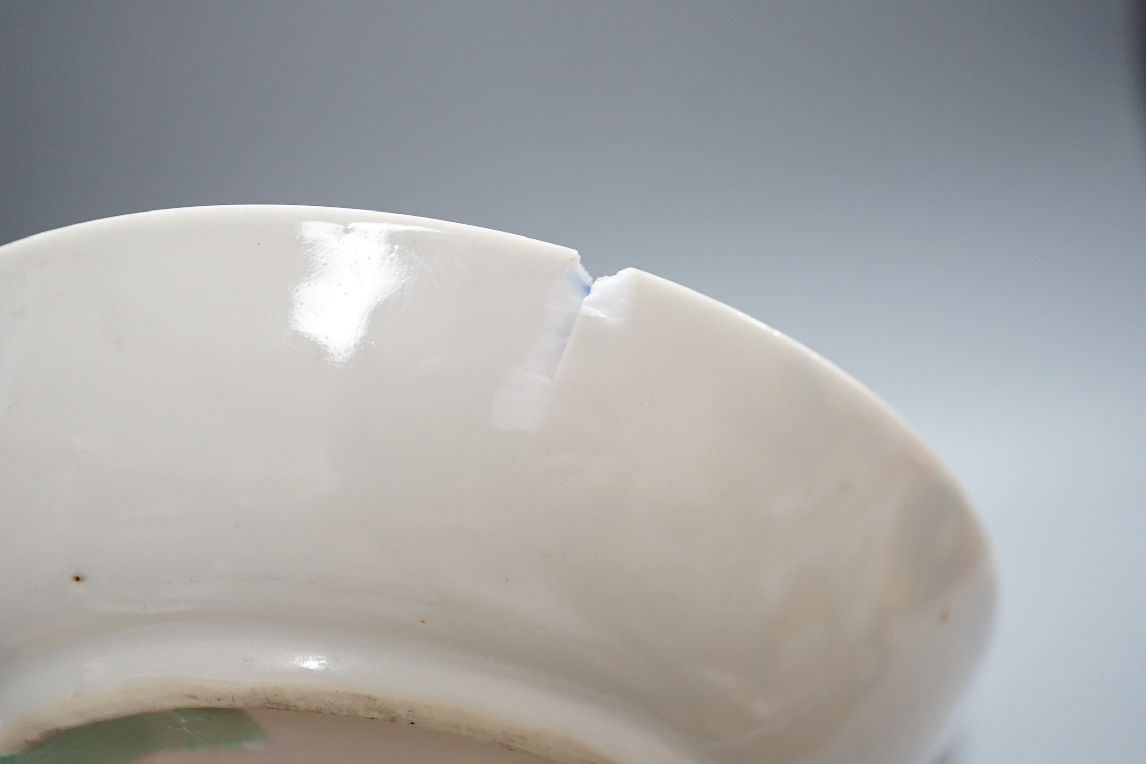 An 18th century Chinese Imari pattern saucer, a small Korean vase and two other pieces